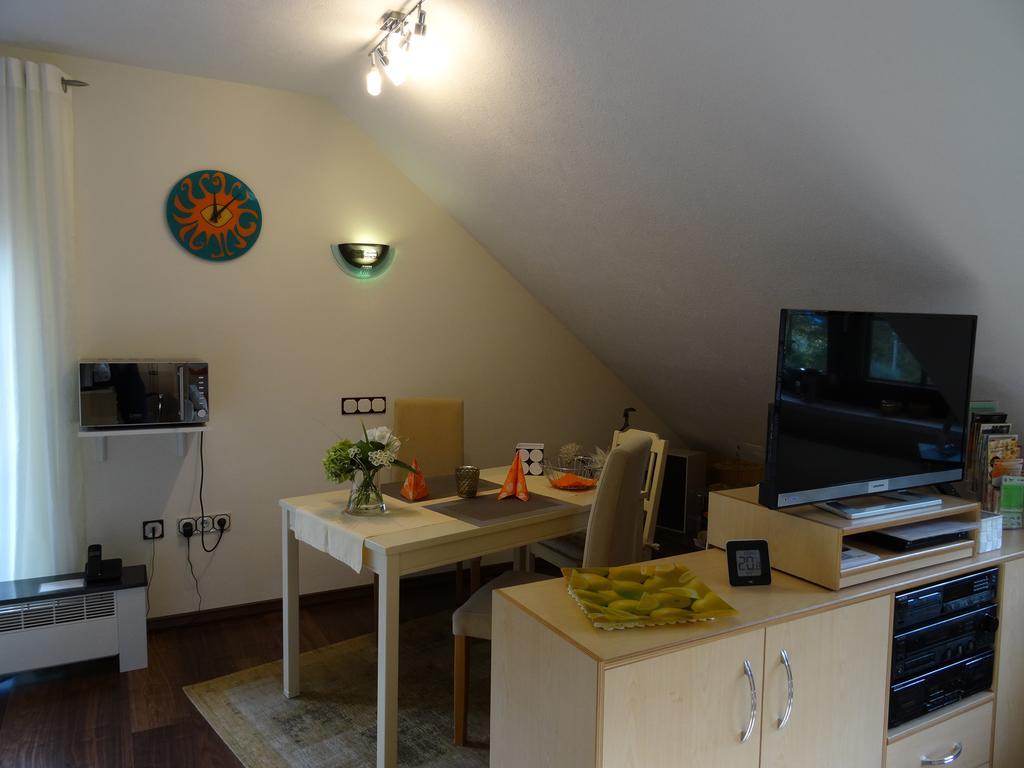 Ferienwohnung Orchidee Bad Muenstereifel Exterior photo